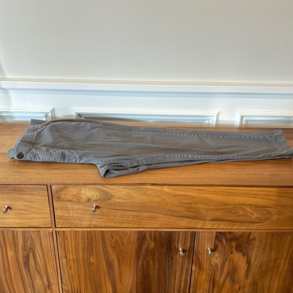 Bonobos The Off Duty Pant- Slate Gray - XL Waist - Short Inseam - Picture 2 of 10